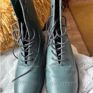 Women's Lace-Up Green Grannie, Leather Ankle Boots